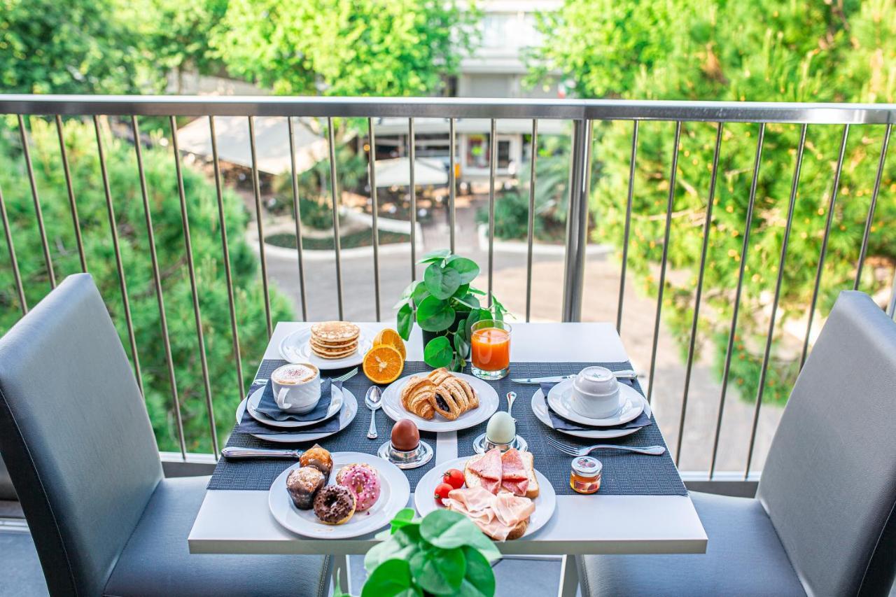 Monaco Suites Hotel لينانو سابيادورو المظهر الخارجي الصورة